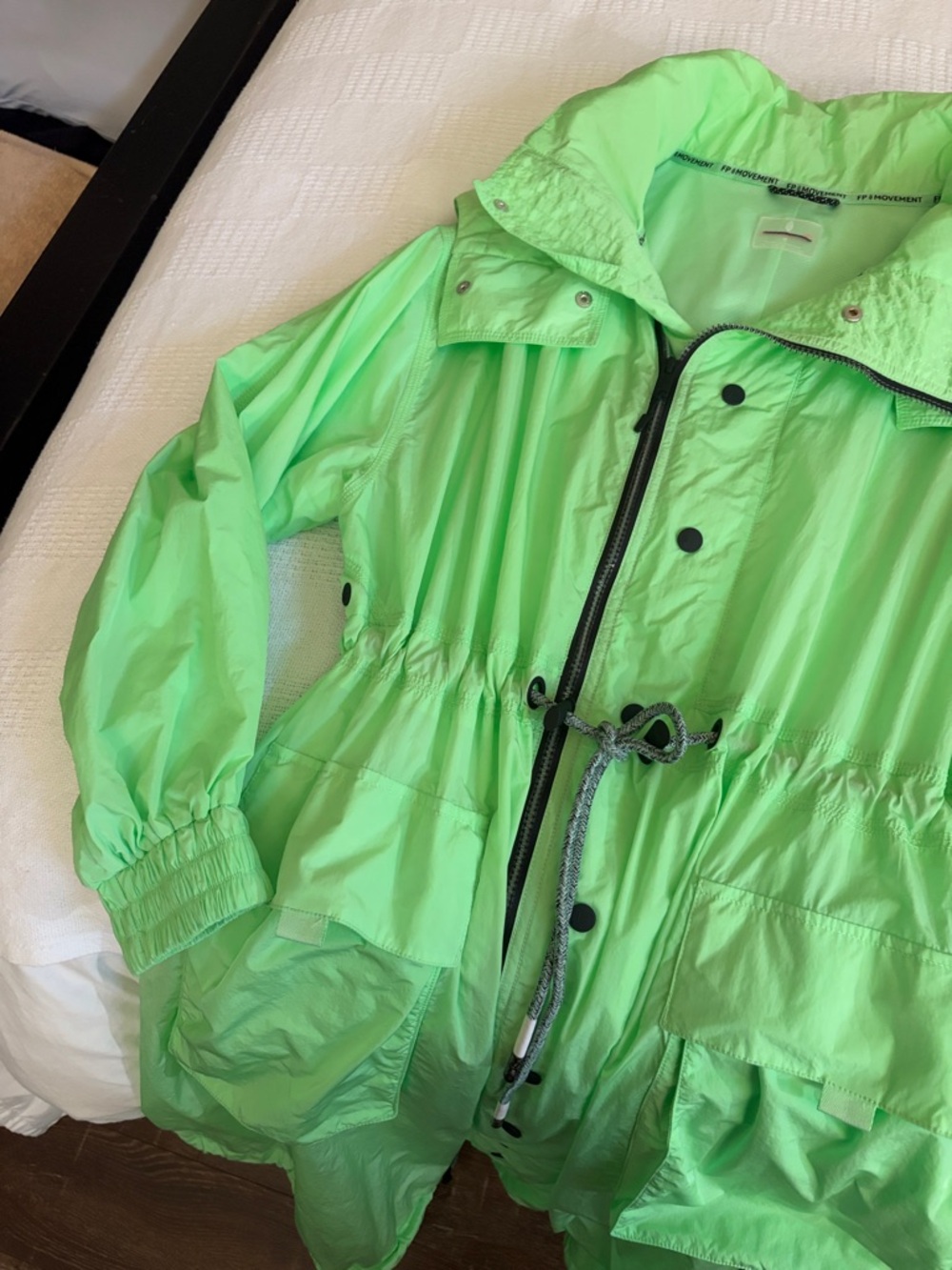 Free People Movement Aurora Maxi Windbreaker Parka Jacket Neon Lime Medium - Picture 6 of 9